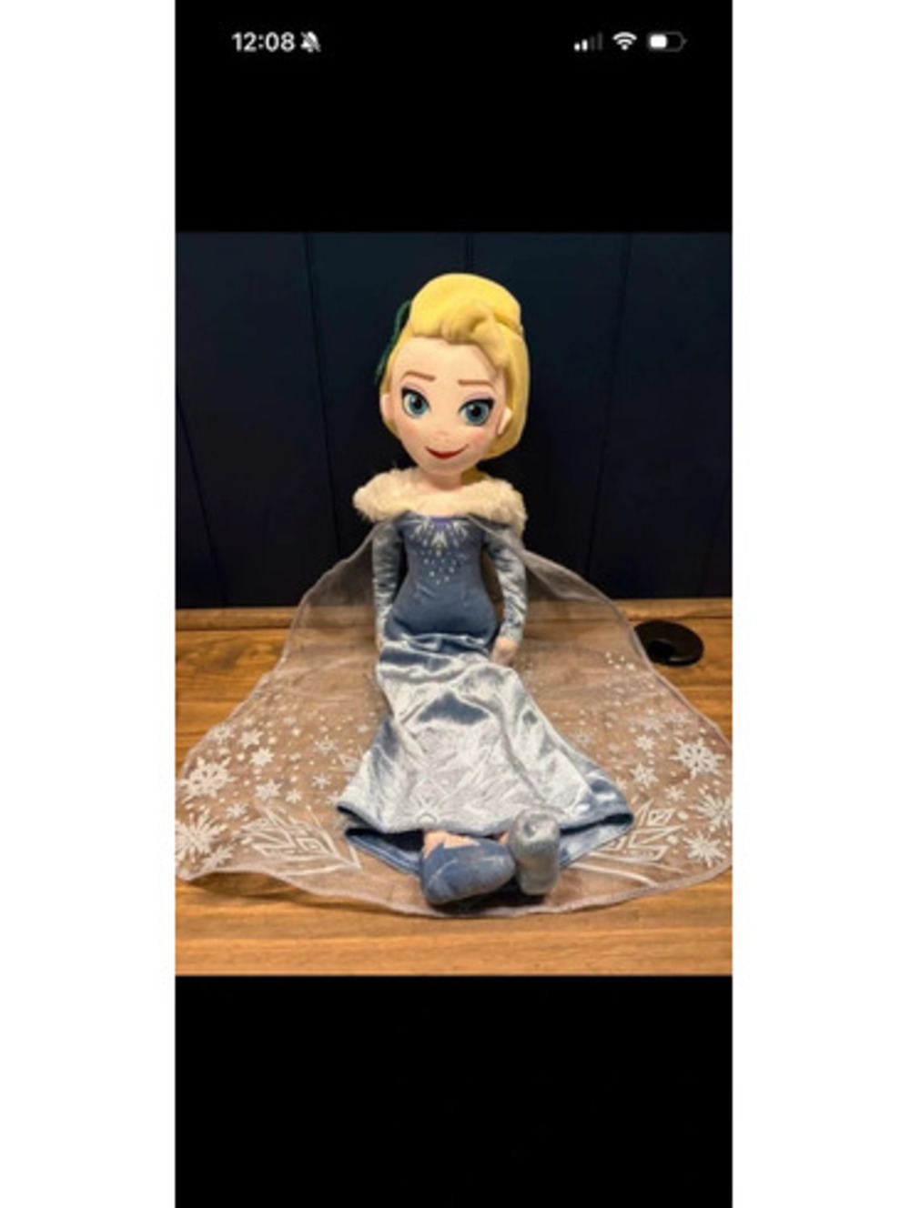Disney Collection Frozen Queen Elsa Plush Doll Snowflake Fur Neck Cape 18"